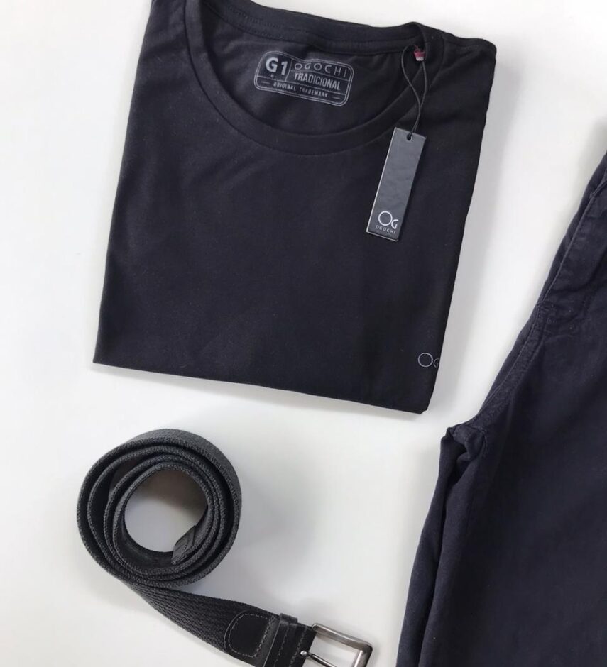 Camiseta Básica Plus Preto - Fernanda Ramos Store