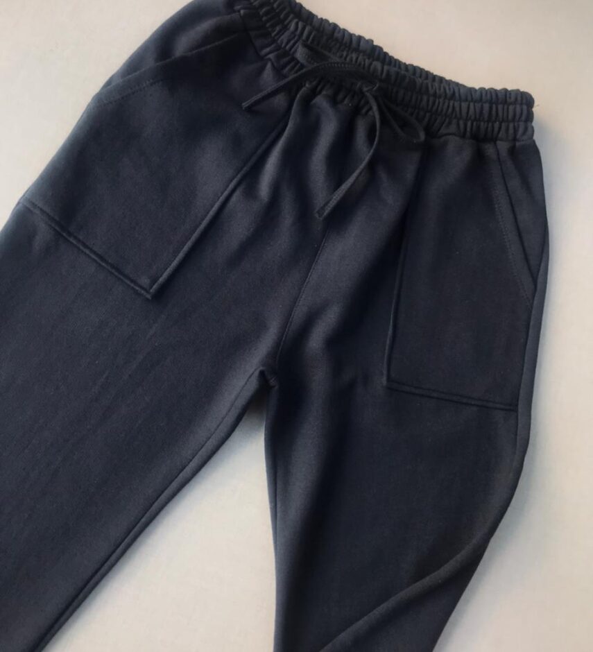 Calça Feminina Moletom Preto - Fernanda Ramos Store