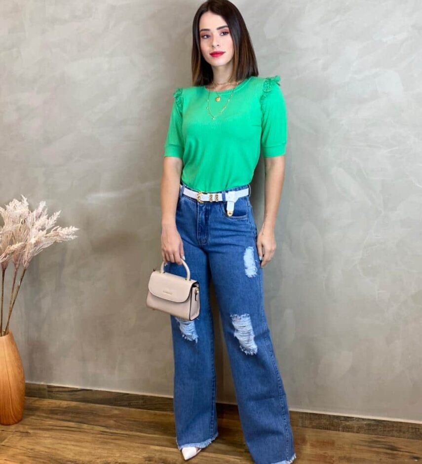 Blusa Manga Curta Canelada Feminina Detalhe em Renda - Fernanda Ramos Store