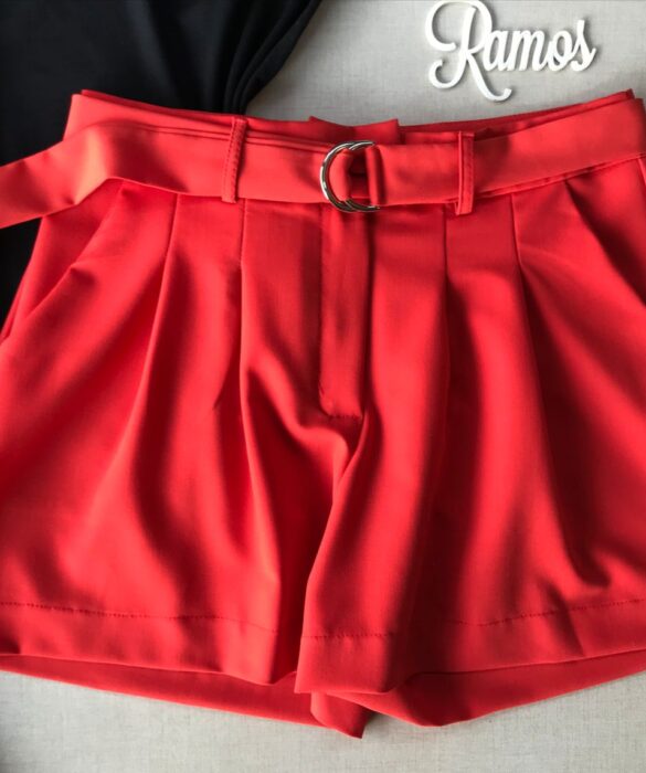 Short Feminino com Cinto Vermelho - Fernanda Ramos Store