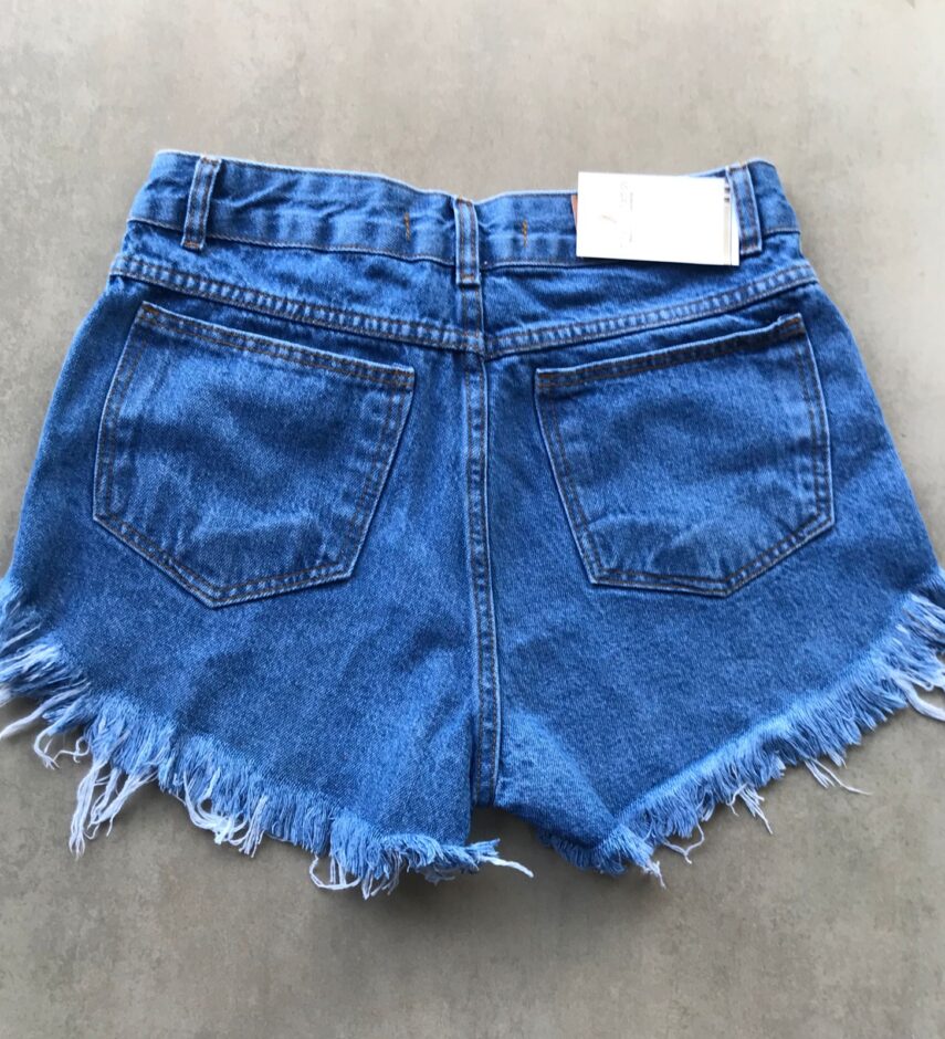 fernandaramosstore com br short jeans feminino com botoes verde neon 1