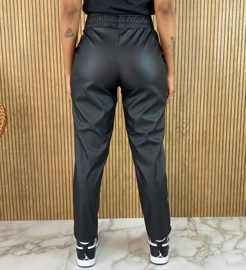 fernandaramosstore com br calca feminina couro preta 2
