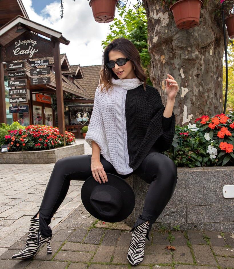 fernandaramosstore com br poncho feminino tricot preto e branco 1