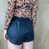 fernandaramosstore com br short feminino curto couro preto 1