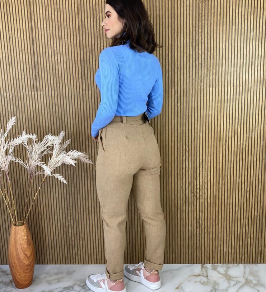 fernandaramosstore com br blusa feminina cacharrel gola alta com relevo azul bebe 2