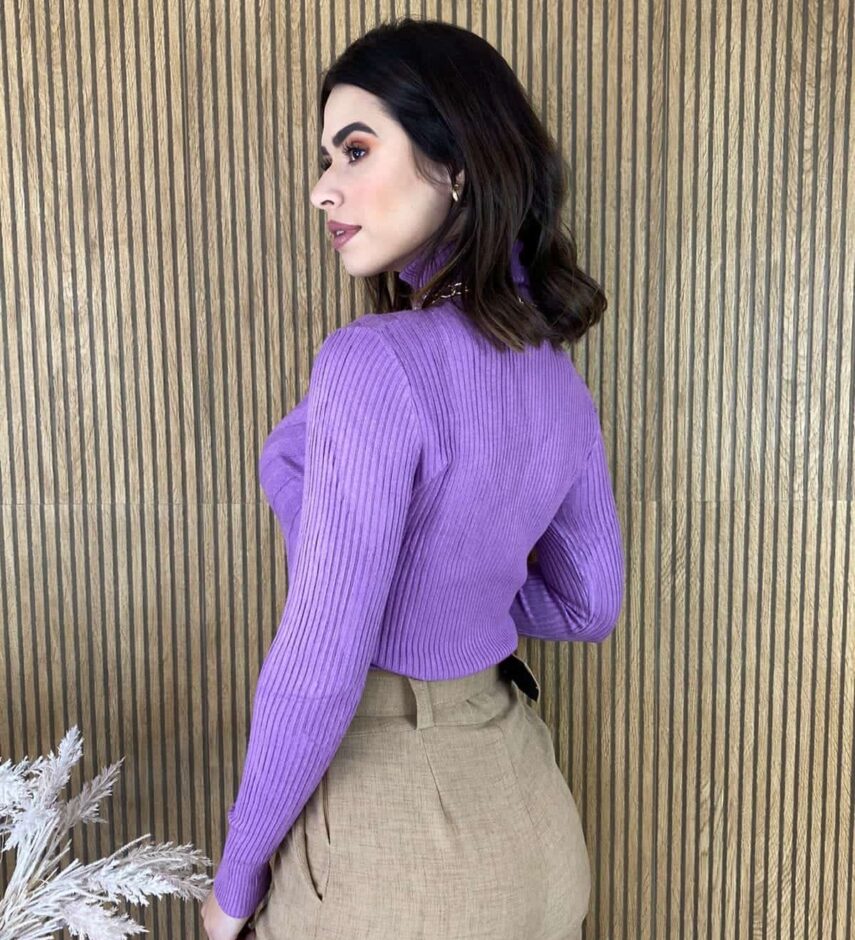 fernandaramosstore com br blusa feminina cacharrel gola alta com relevo lilas 3