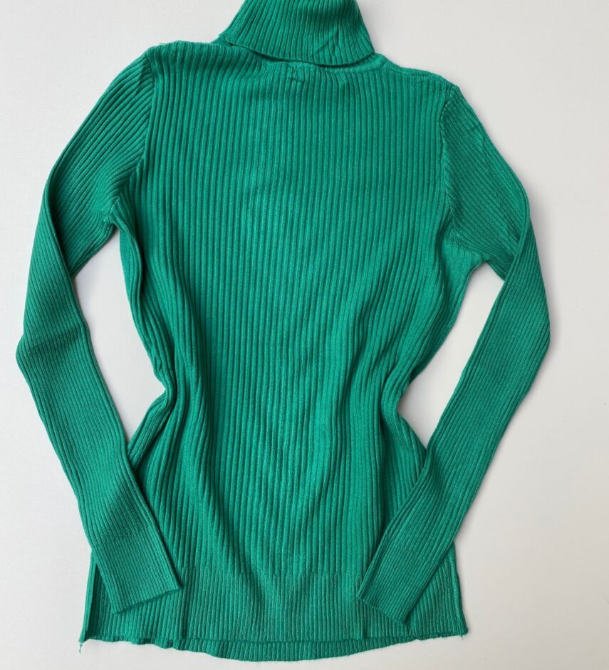 fernandaramosstore com br blusa feminina cacharrel gola alta com relevo verde