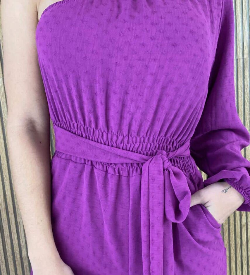 fernandaramosstore com br macacao feminino um ombro so fucsia 1