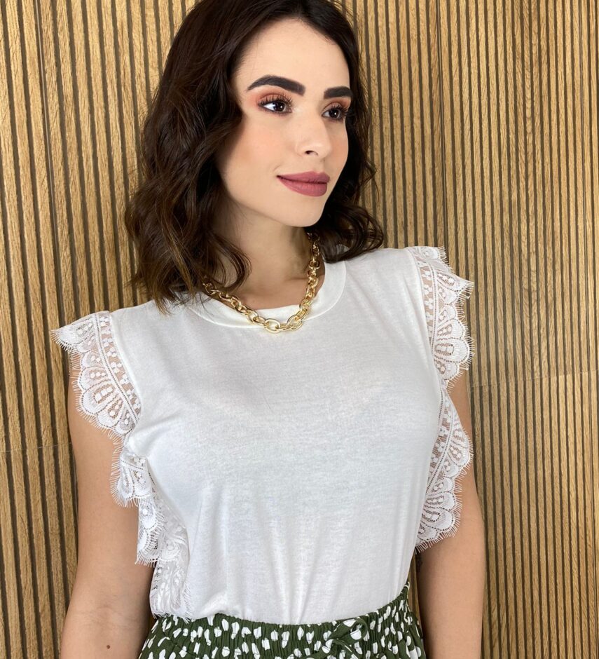 fernandaramosstore com br blusa malha podrinha detalhe em renda off white 2