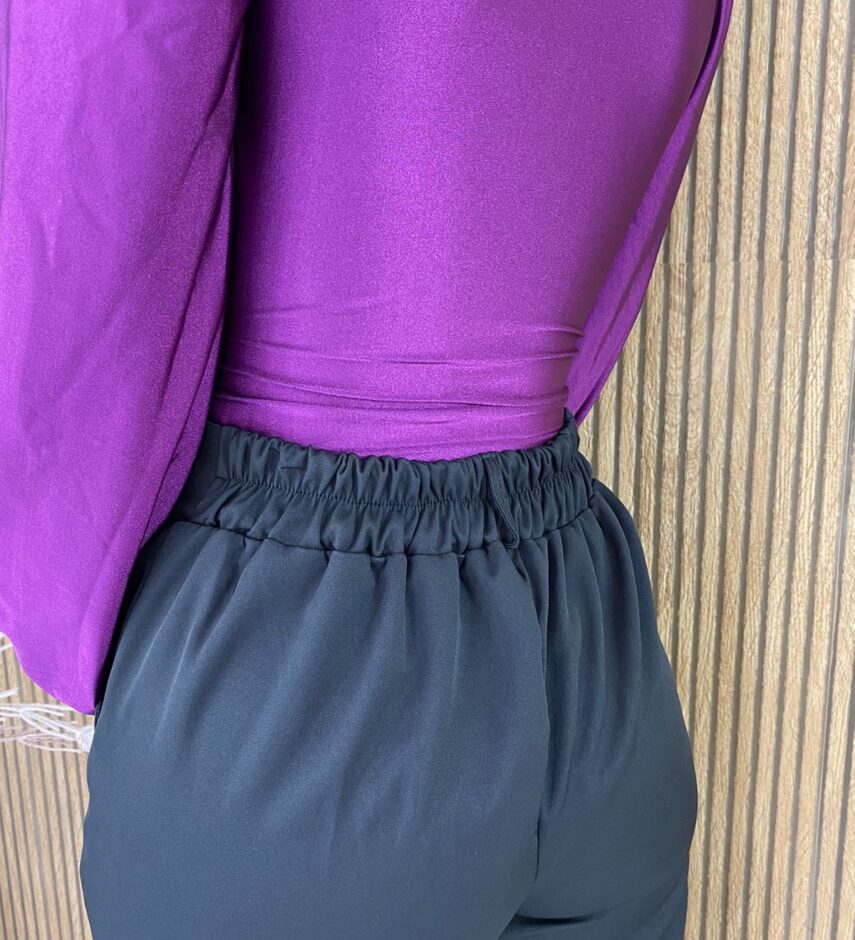 Calça Feminina Flare Preta - Fernanda Ramos Store