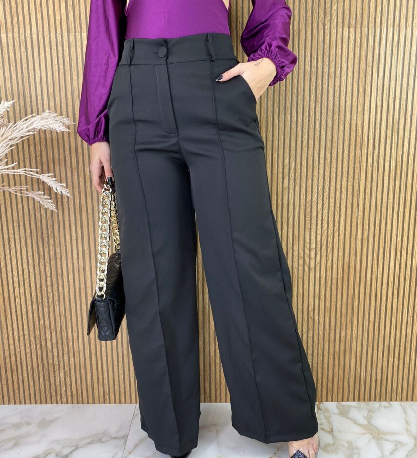 Calça Feminina Flare Preta - Fernanda Ramos Store