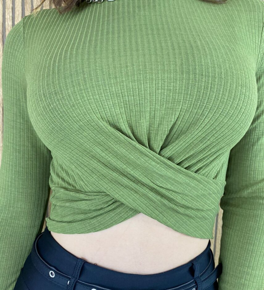fernandaramosstore com br cropped feminino sem bojo canelado transpassado com gola off white copia 2