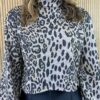 Cropped Manga Longa Feminino Animal Print com Gola - Fernanda Ramos Store