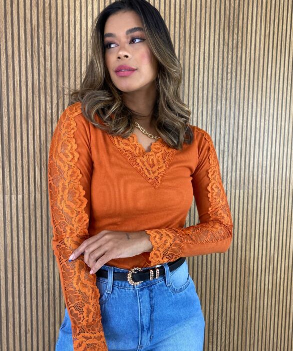 Blusa Manga em Renda Canelada Laranja Queimado - Fernanda Ramos Store