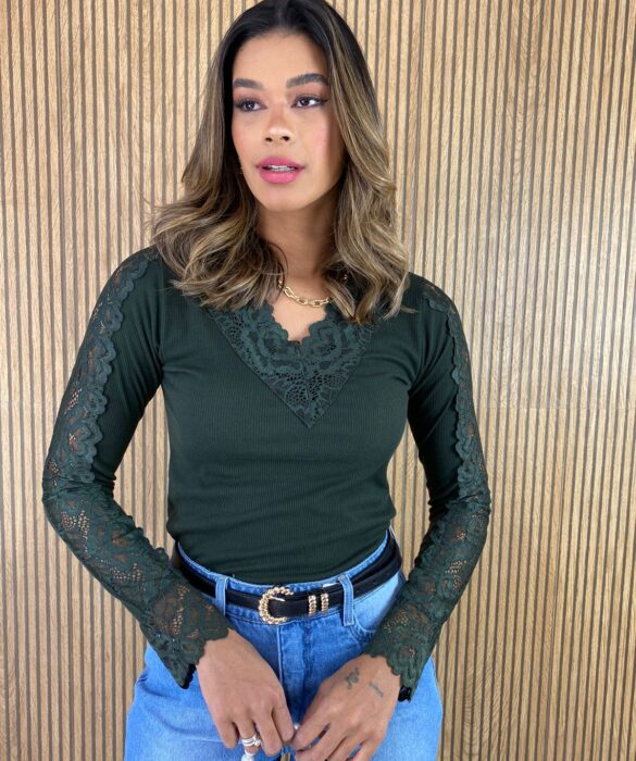 Blusa Manga em Renda Canelada Verde Militar - Fernanda Ramos Store