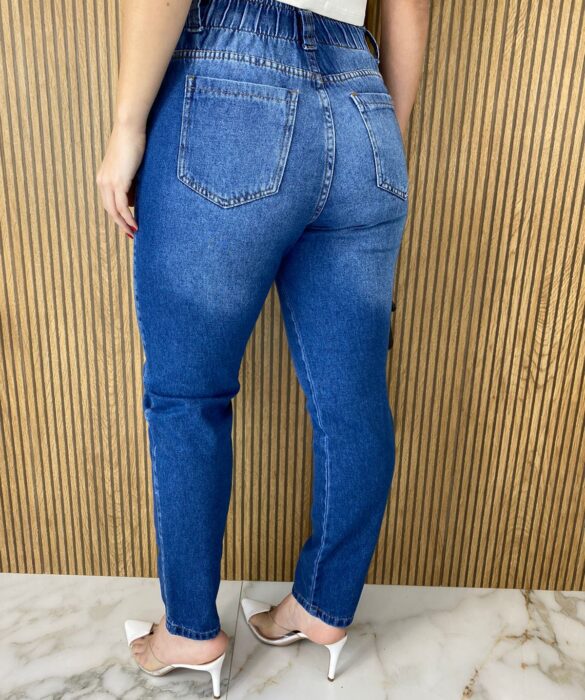 Calça Jeans Feminina Mom com Elástico - Fernanda Ramos Store