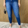 Calça Jeans Feminina Mom com Elástico - Fernanda Ramos Store