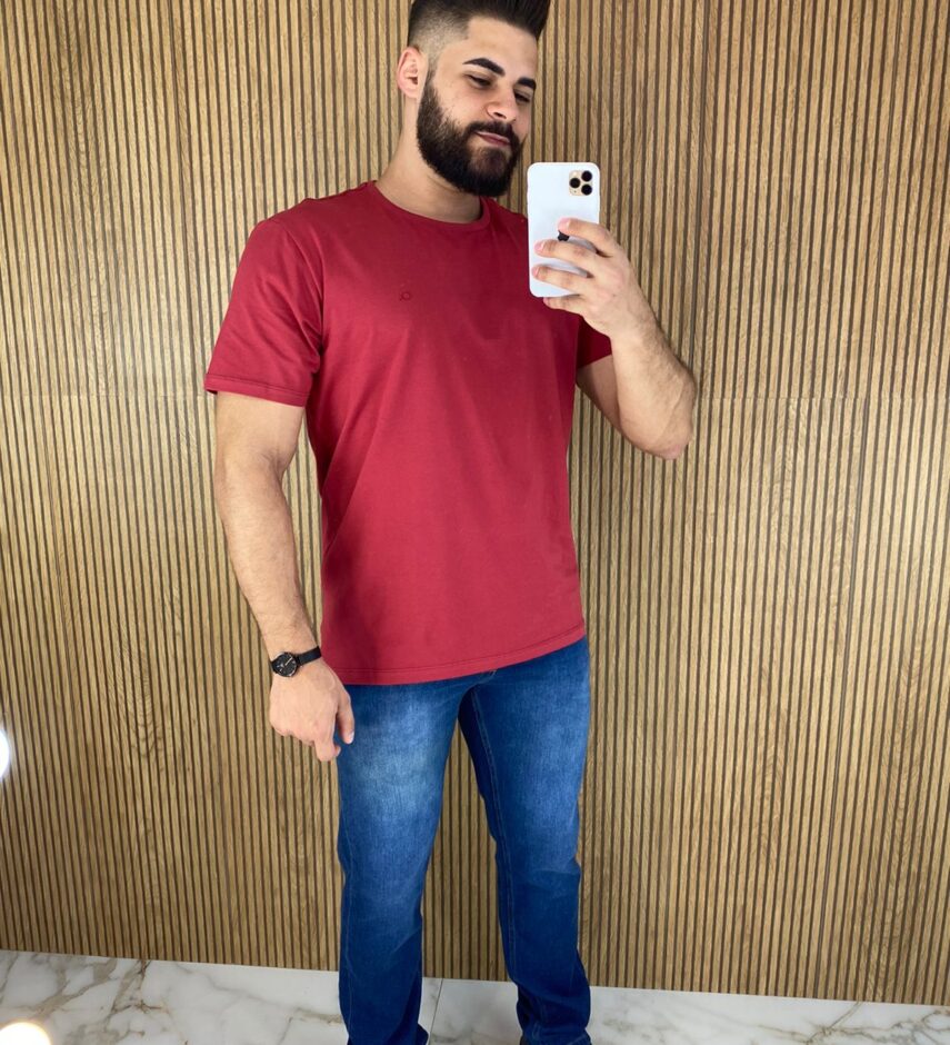 Camiseta Masculina Vermelha Ogochi - Fernanda Ramos Store