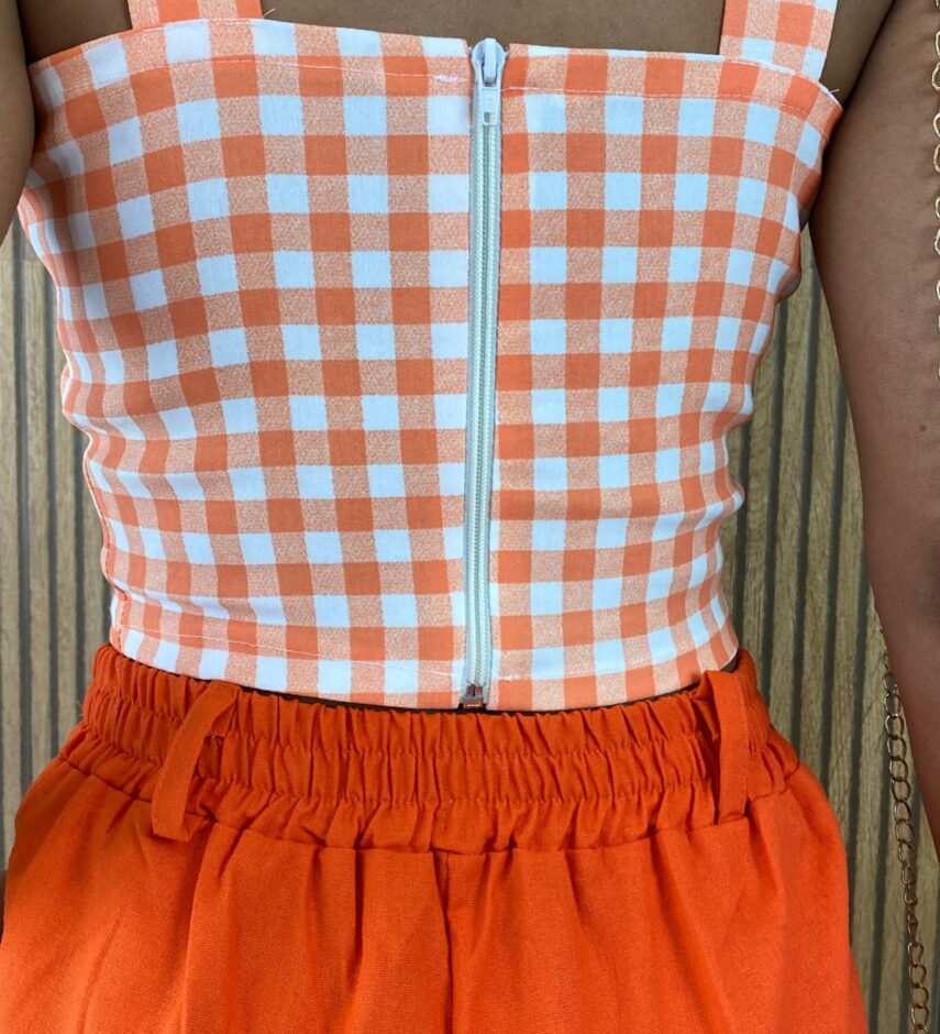 Cropped Feminino com Bojo Zíper nas Costas Coral - Fernanda Ramos Store