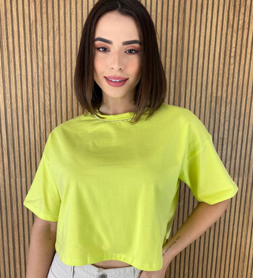 Cropped Feminino sem Bojo Manga Curta Detalhe em Aplicação Verde Lima - Fernanda Ramos Store
