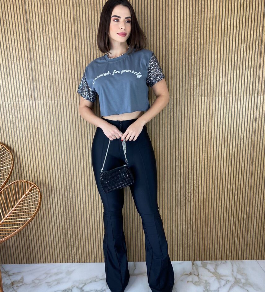Cropped Feminino sem Bojo Manga em Paetê Be Enough Cinza - Fernanda Ramos Store