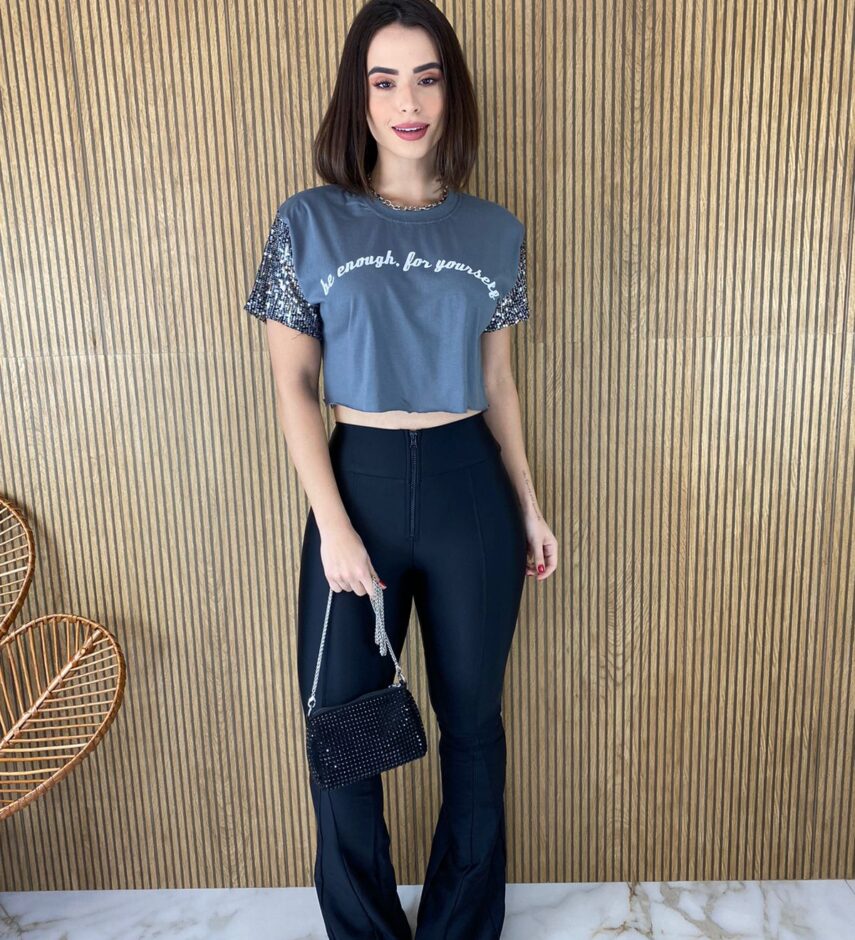 Cropped Feminino sem Bojo Manga em Paetê Be Enough Cinza - Fernanda Ramos Store