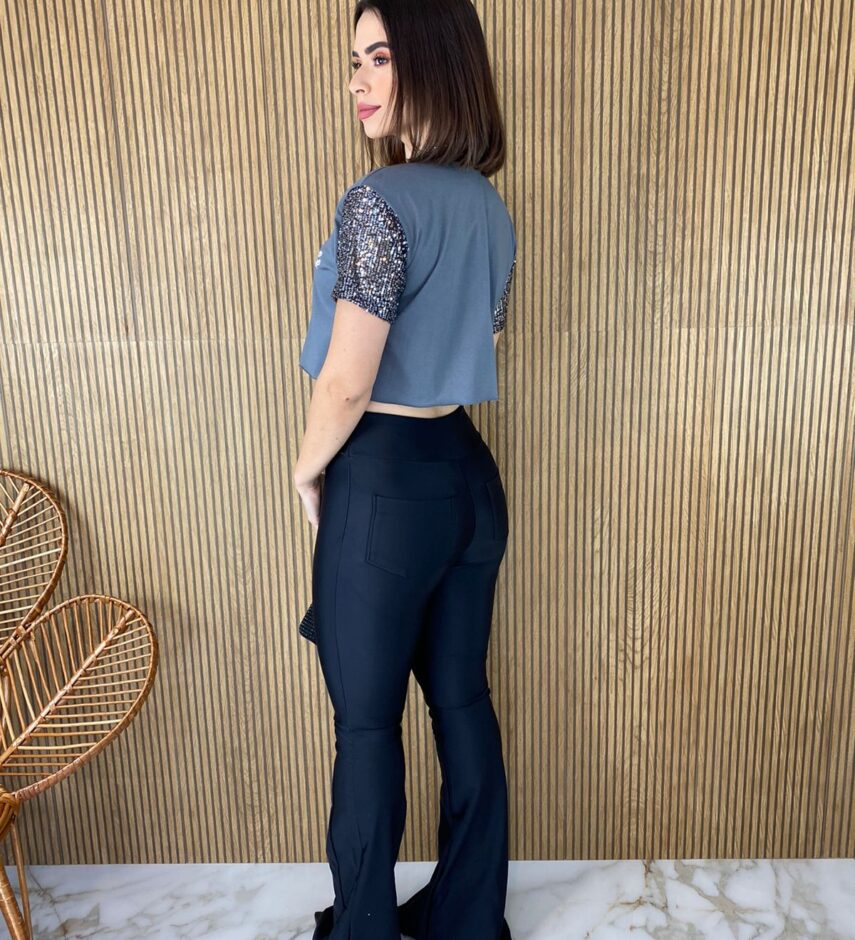 Cropped Feminino sem Bojo Manga em Paetê Be Enough Cinza - Fernanda Ramos Store