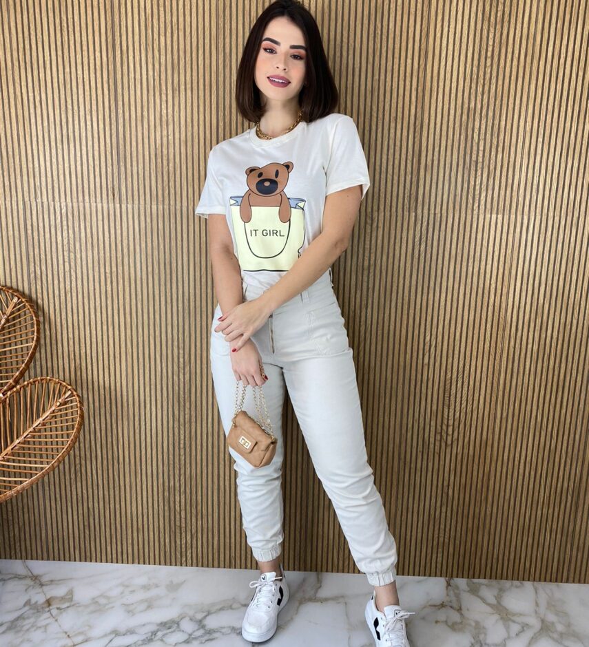 T-shirt Manga Curta Ursinho It Girl Off White - Fernanda Ramos Store