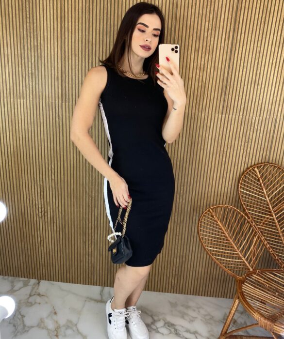 fernandaramosstore com br vestido canelado sem bojo preto detalhe em branco 4