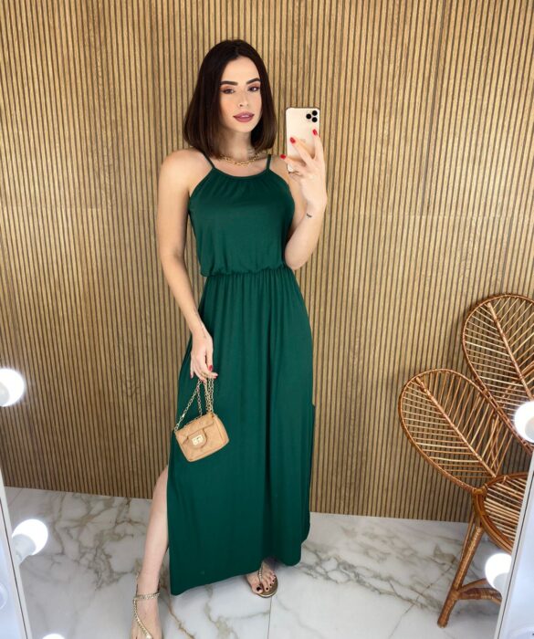 Vestido longo de alça verde, um dos vestidos disponíveis na Fernanda Ramos Store.