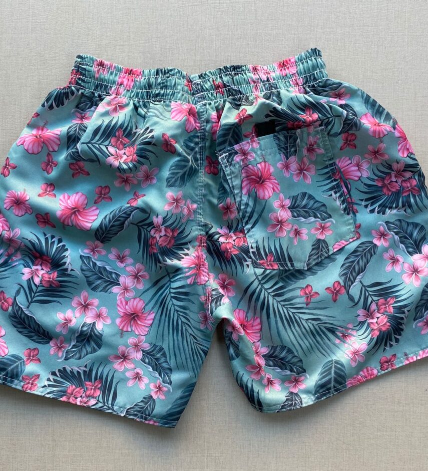 fernandaramosstore com br bermuda masculina tactel estampa floral verde 2