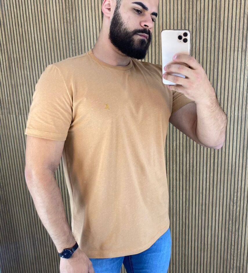 Camiseta Masculina Back To Basics Caramelo - Fernanda Ramos Store