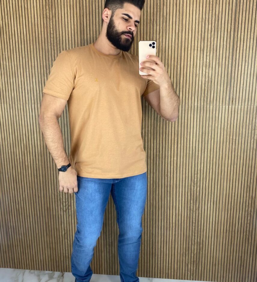 Camiseta Masculina Back To Basics Caramelo - Fernanda Ramos Store