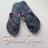 Chinelo Masculino Estampa em Folhas Cinza - Fernanda Ramos Store