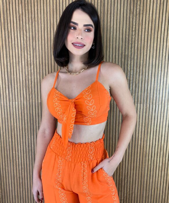 fernandaramosstore com br conjunto calca pantalona e cropped com bojo estampado laranja 2