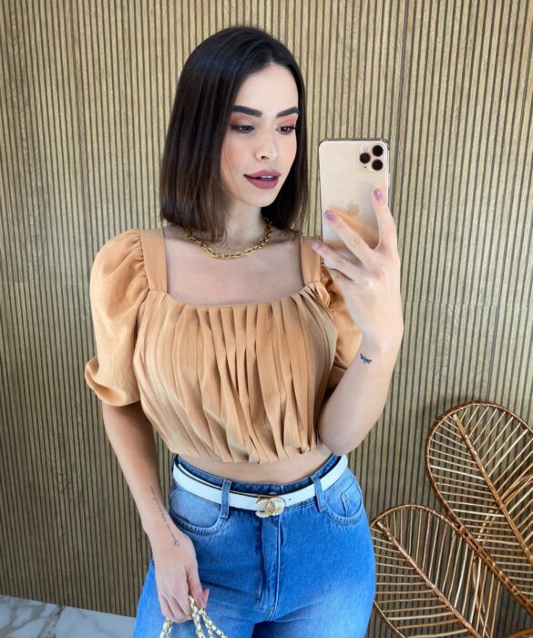 Cropped Feminino com Bojo Franzido e Amarração Bege - Fernanda Ramos Store