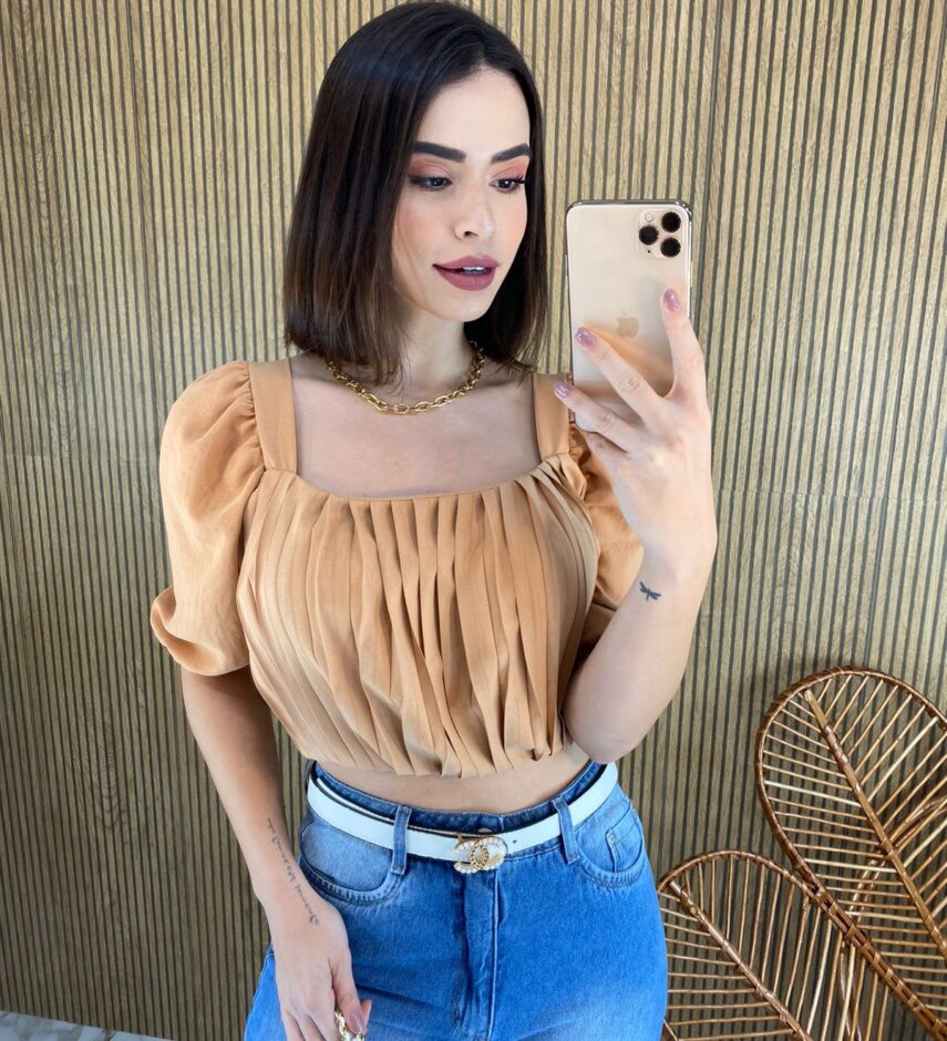 Cropped Feminino com Bojo Franzido e Amarração Bege - Fernanda Ramos Store