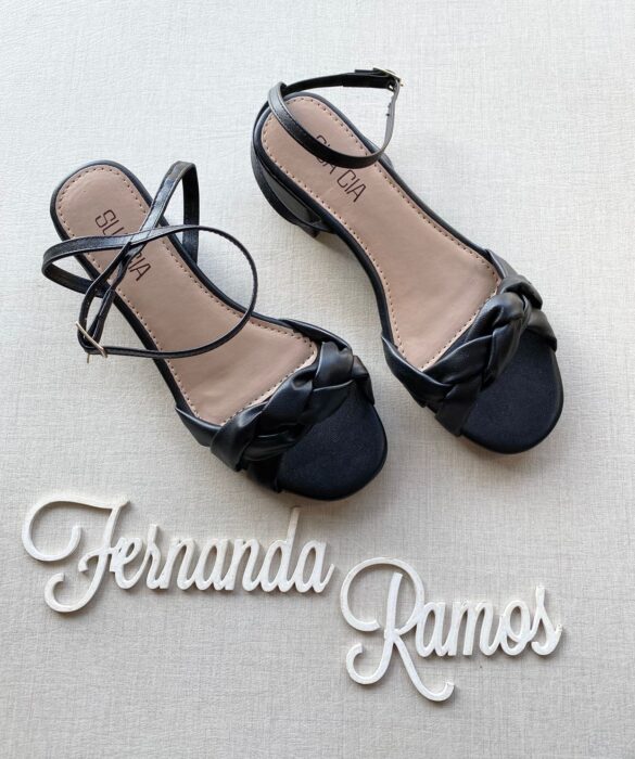 fernandaramosstore com br sandalia preta detalhe trancado