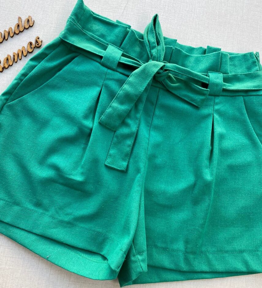 fernandaramosstore com br short feminino com bolsos e amarracao verde 1