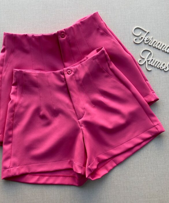 Short Feminino de Alfaiataria Rosa com Detalhe - Fernanda Ramos Store