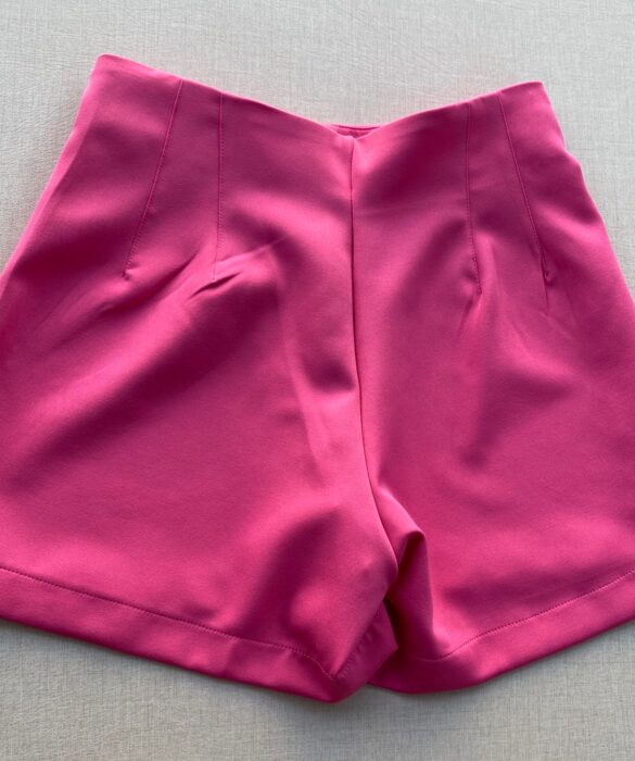 Short Feminino de Alfaiataria Rosa com Detalhe - Fernanda Ramos Store