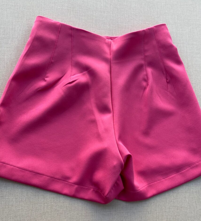 Short Feminino de Alfaiataria Rosa com Detalhe - Fernanda Ramos Store