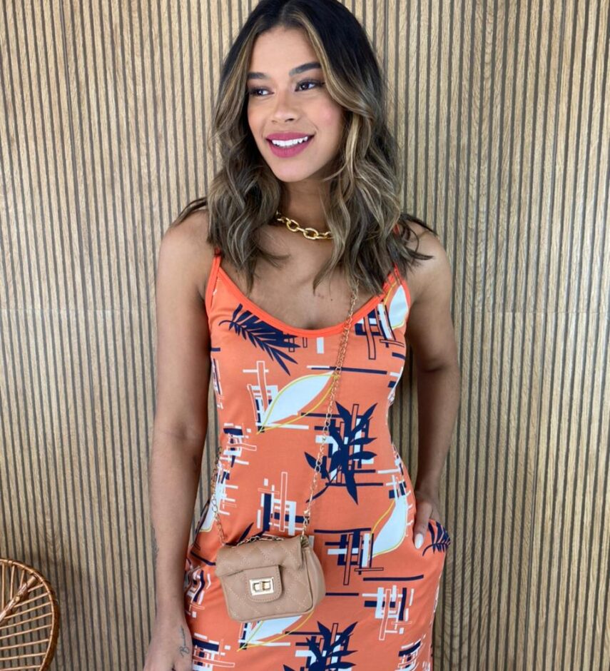 fernandaramosstore com br vestido longo de malha alca fina com bolso estampado branco copia 3