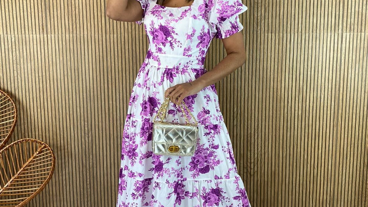 Vestido Longo sem Bojo Off White Floral Fúcsia Manga Bufante Vestido Longo sem Bojo Off White Floral Fúcsia Manga Bufante