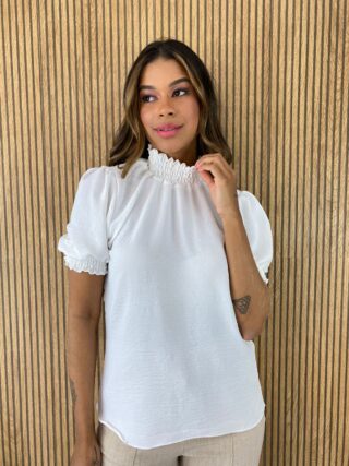 Blusa Feminina Manga Curta com Lastex na Gola e Mangas Branca - Fernanda Ramos Store