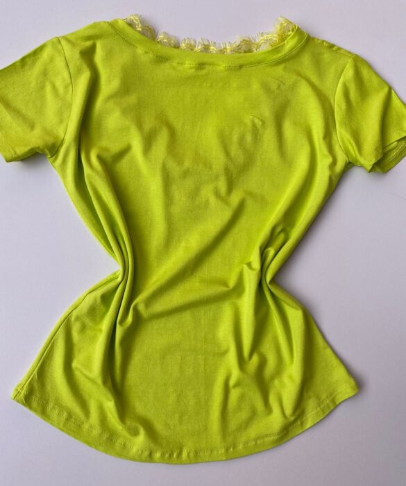 fernandaramosstore com br blusa feminina manga curta detalhe em renda verde lima 1