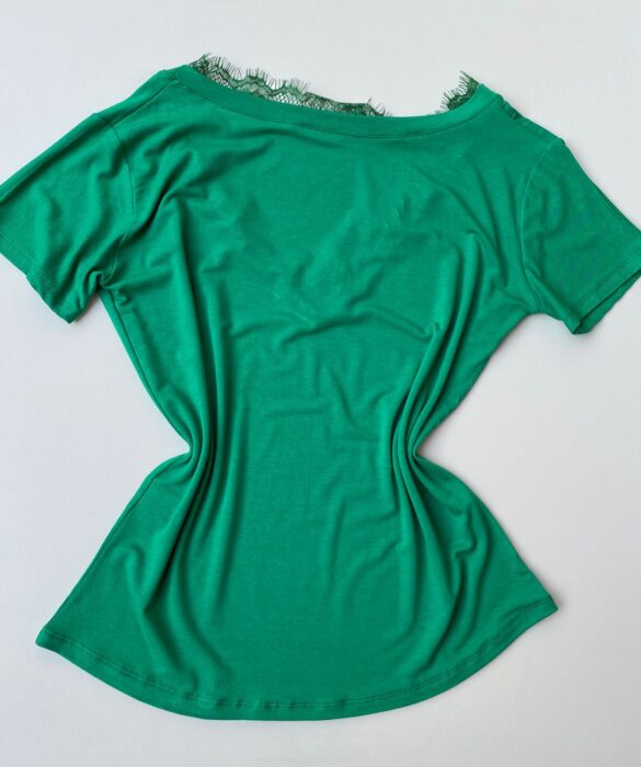 fernandaramosstore com br blusa feminina manga curta detalhe em renda verde lima copia 2