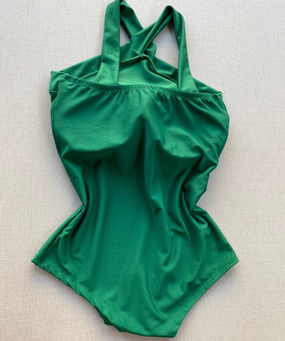 fernandaramosstore com br body feminino com bojo alca transpassada verde copia 2