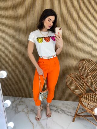 Calça Skinny Feminina com Botões e Bolsos Coral - Fernanda Ramos Store