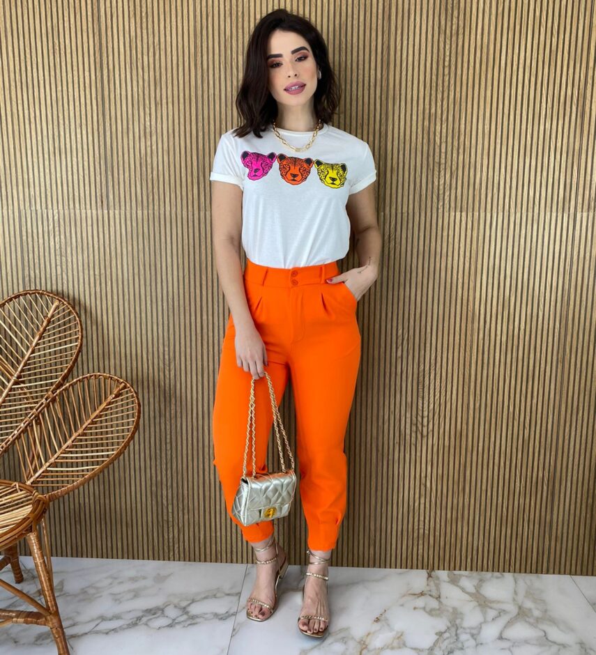 Calça Skinny Feminina com Botões e Bolsos Coral - Fernanda Ramos Store